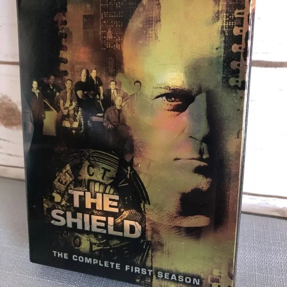 Other - The Shield - The Complete First Season DVD (4 Disc)